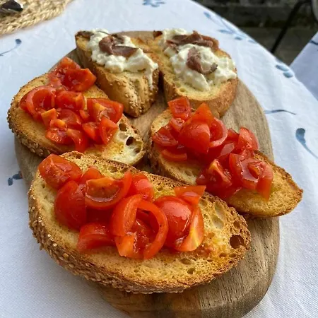 Le Ortensie Couette-café Faggeto Lario