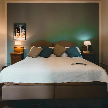 Couette-café Le Ortensie Faggeto Lario