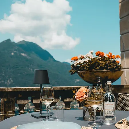 Le Ortensie Couette-café Faggeto Lario