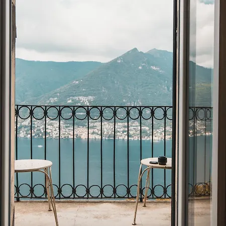 Couette-café Le Ortensie Faggeto Lario